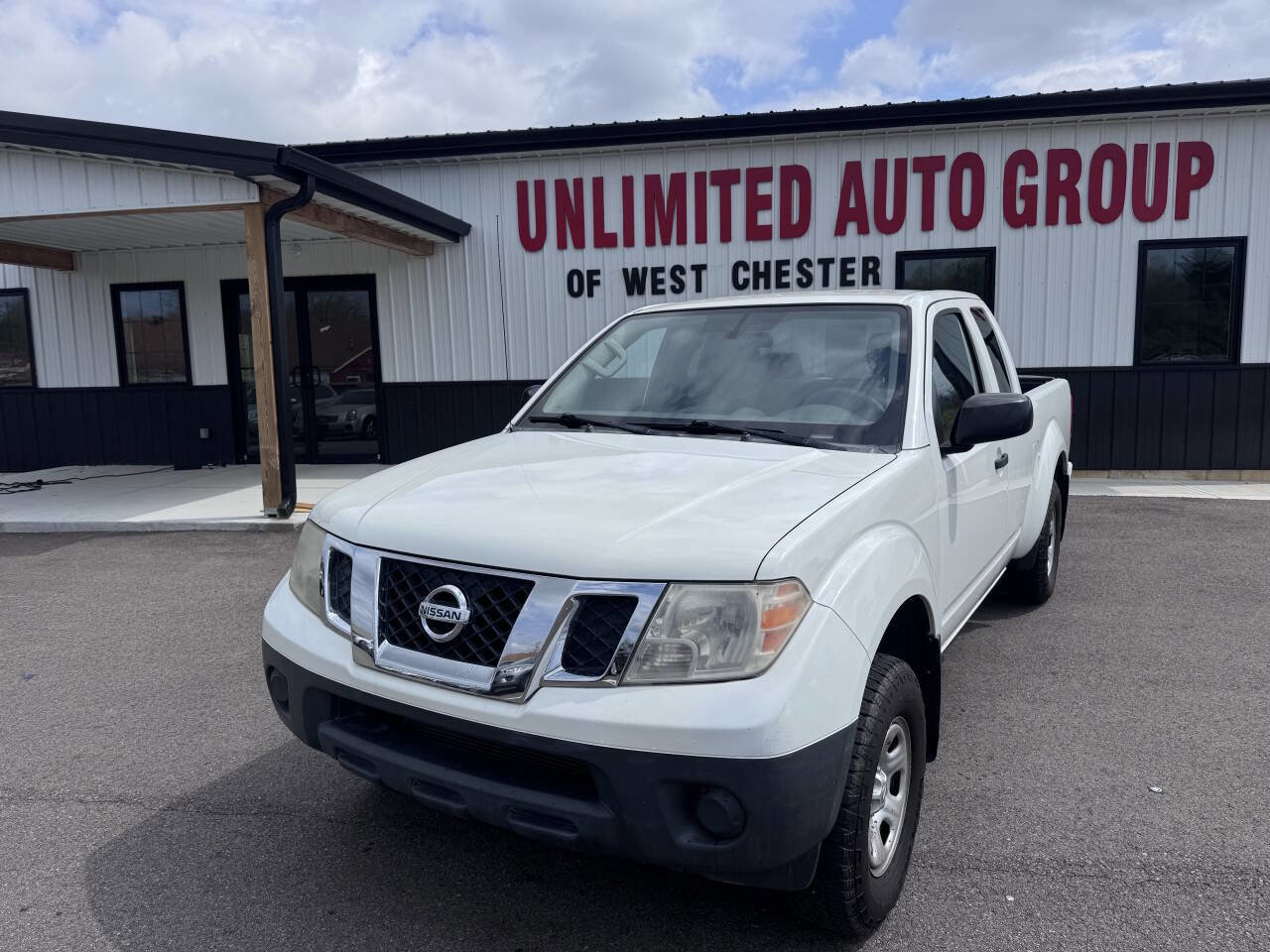 Used 2018 Nissan Frontier S RWD image 1