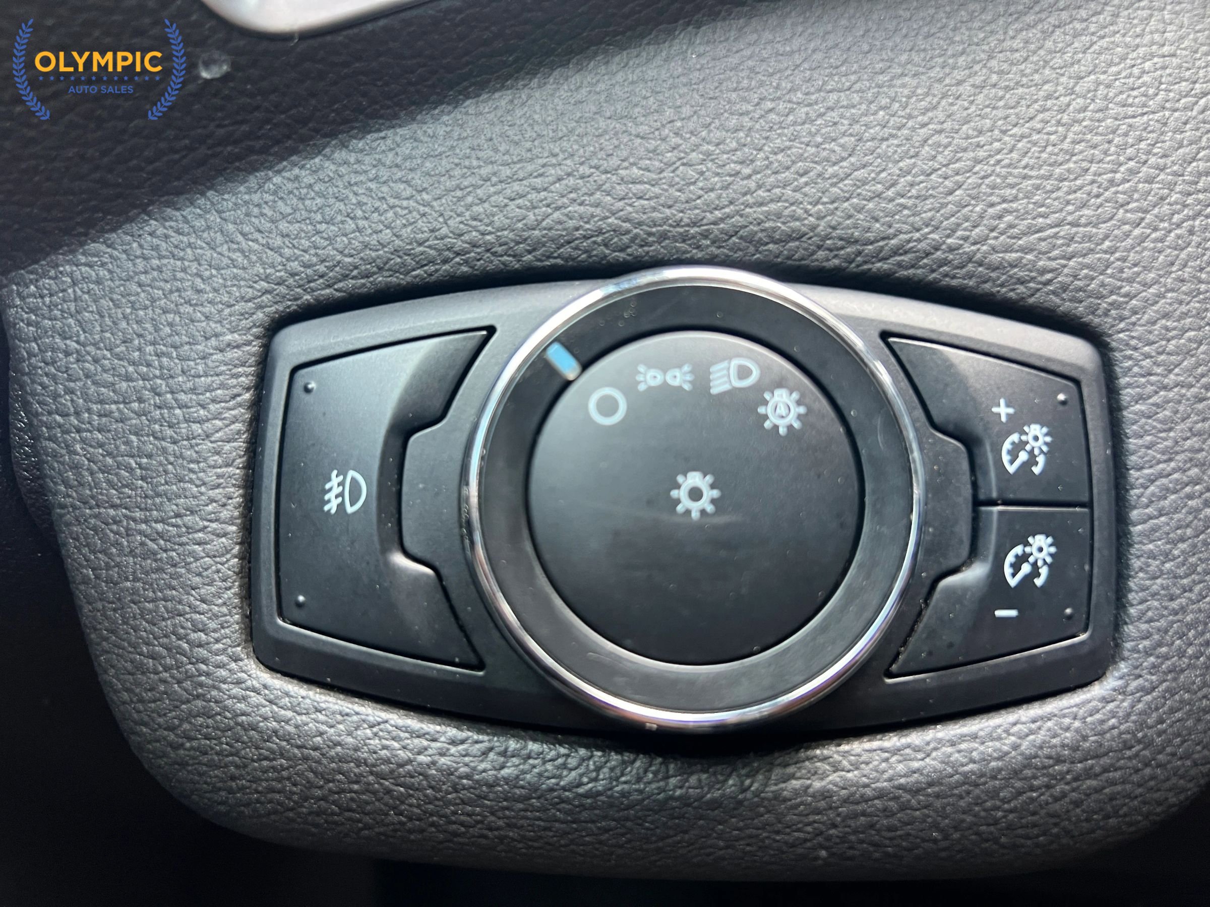 Used 2013 Ford C-MAX SEL image 34