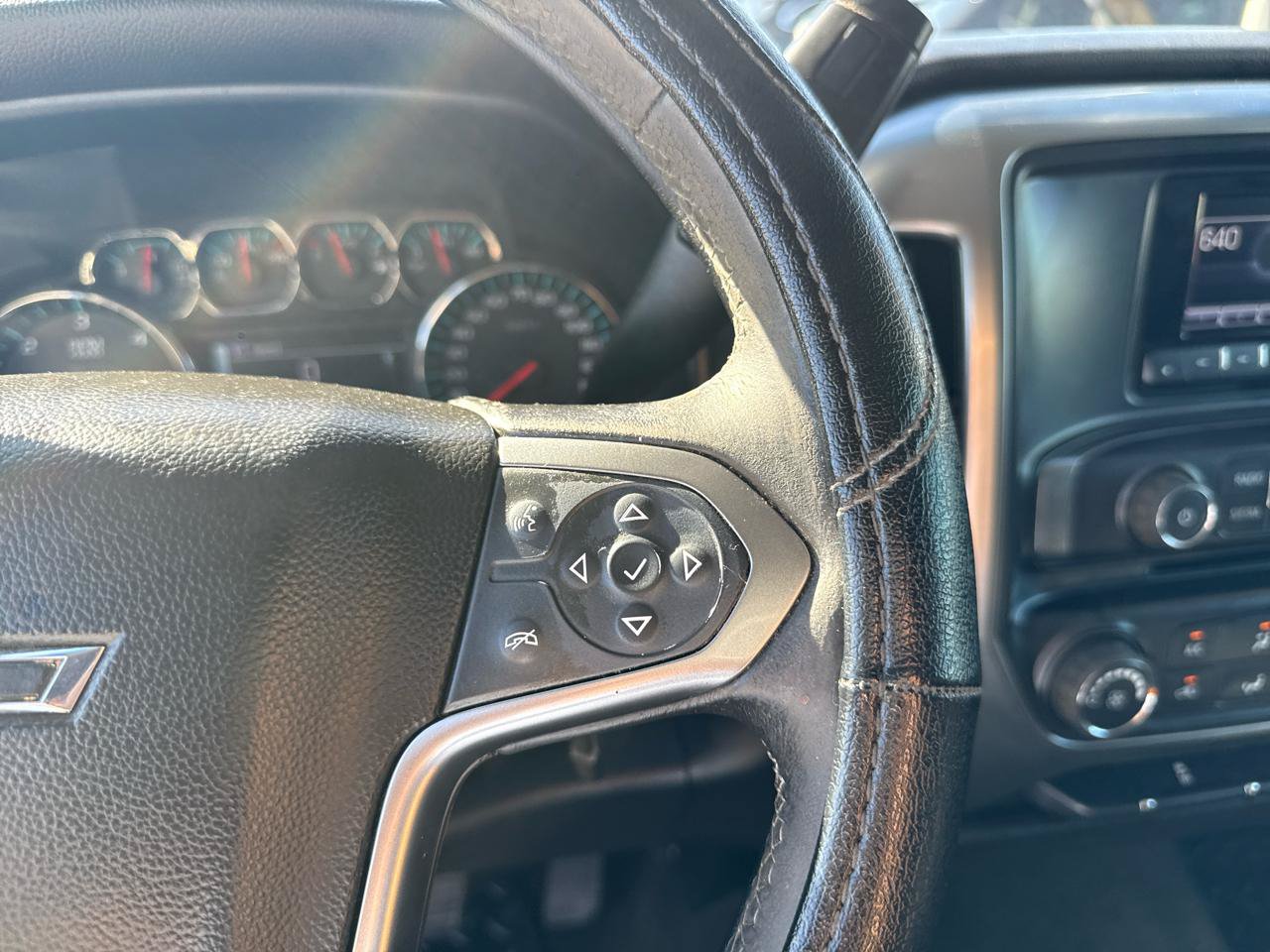 Used 2015 Chevrolet Silverado 2500 LT RWD image 17