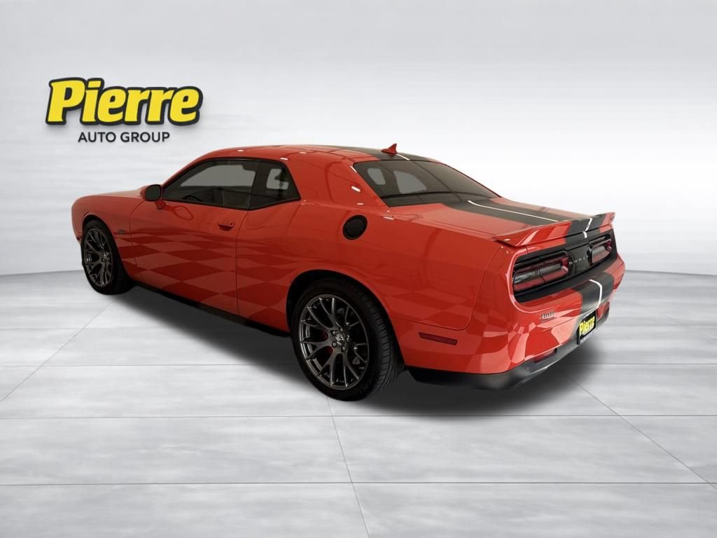 Used 2016 Dodge Challenger SRT w/ Technology Group RWD image 2