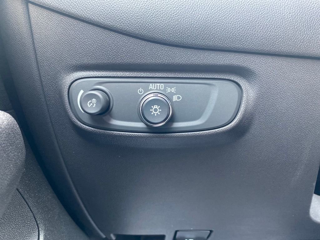 Used 2022 Chevrolet Equinox LT image 29