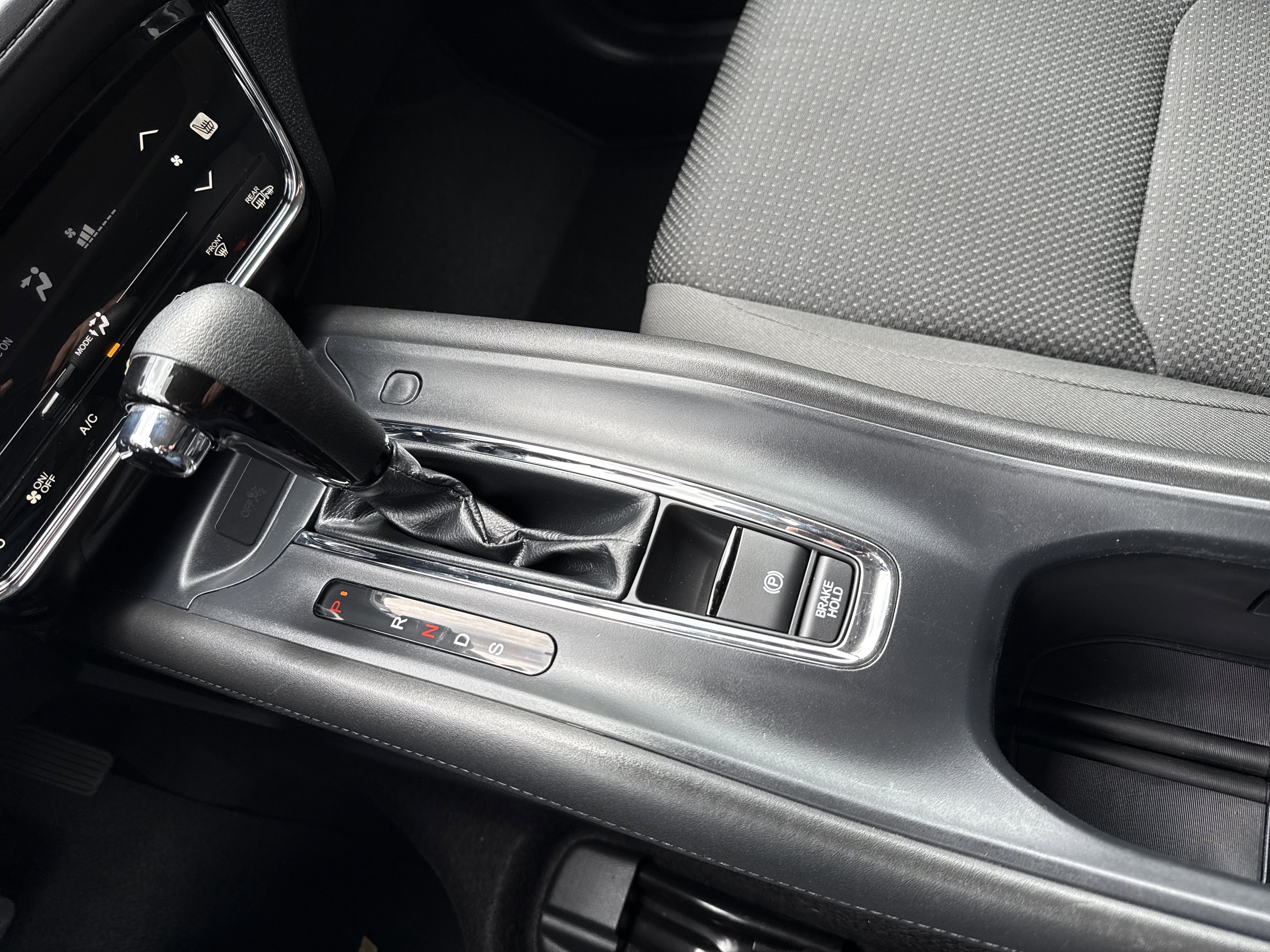 Used 2022 Honda HR-V EX image 23