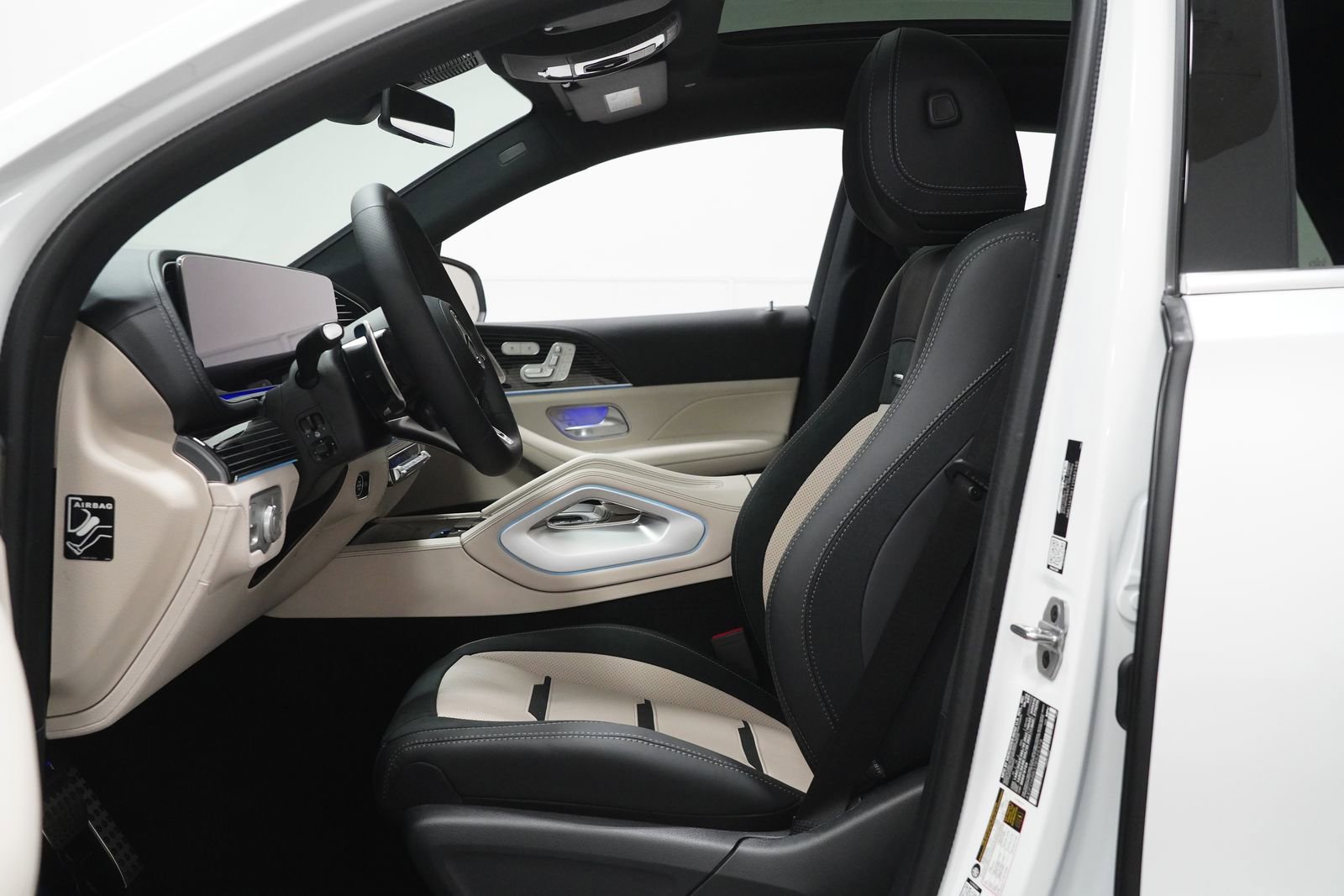 New 2026 Mercedes-Benz GLE 53 AMG 4MATIC Coupe image 2