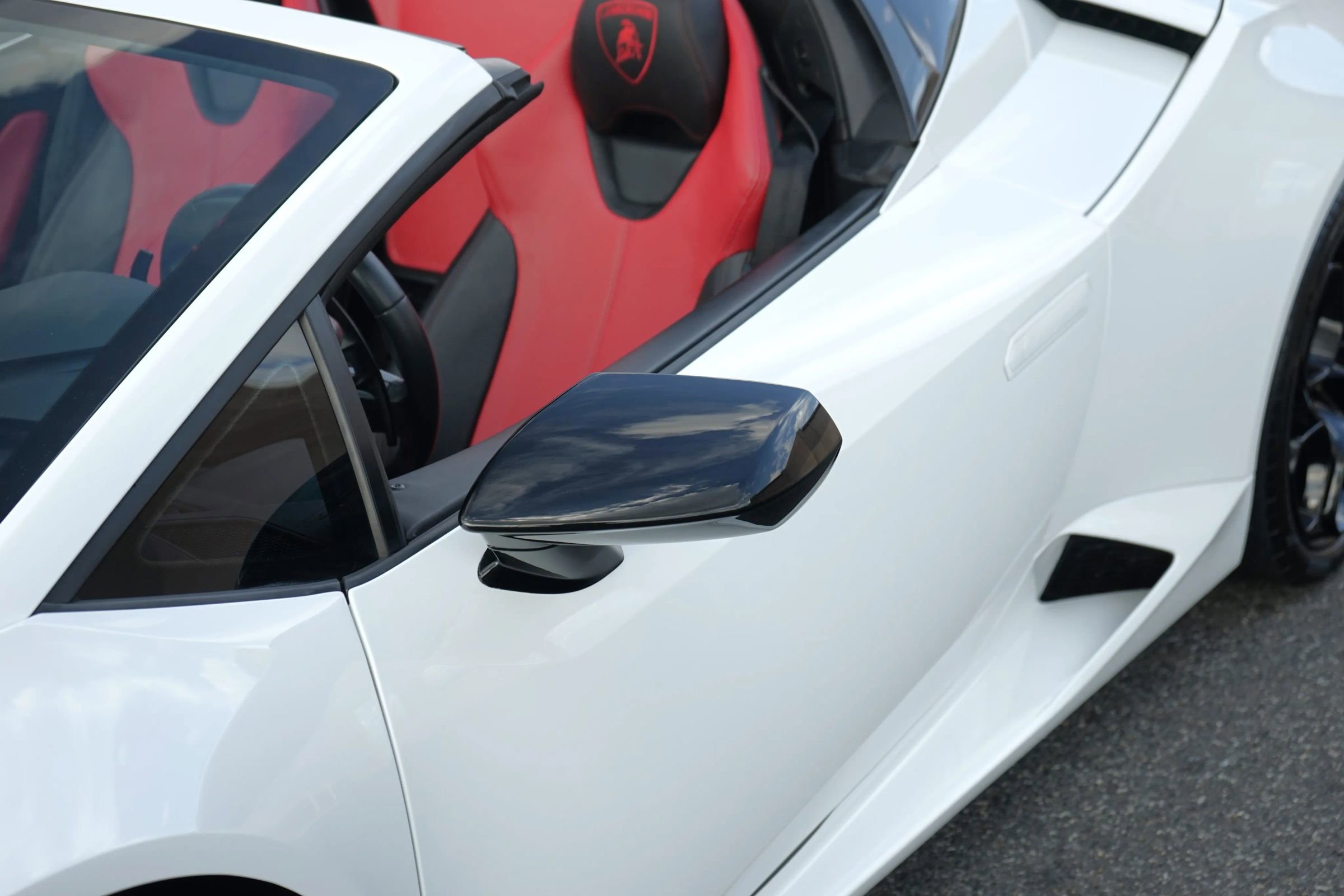 Used 2018 Lamborghini Huracan LP 580-2 image 17