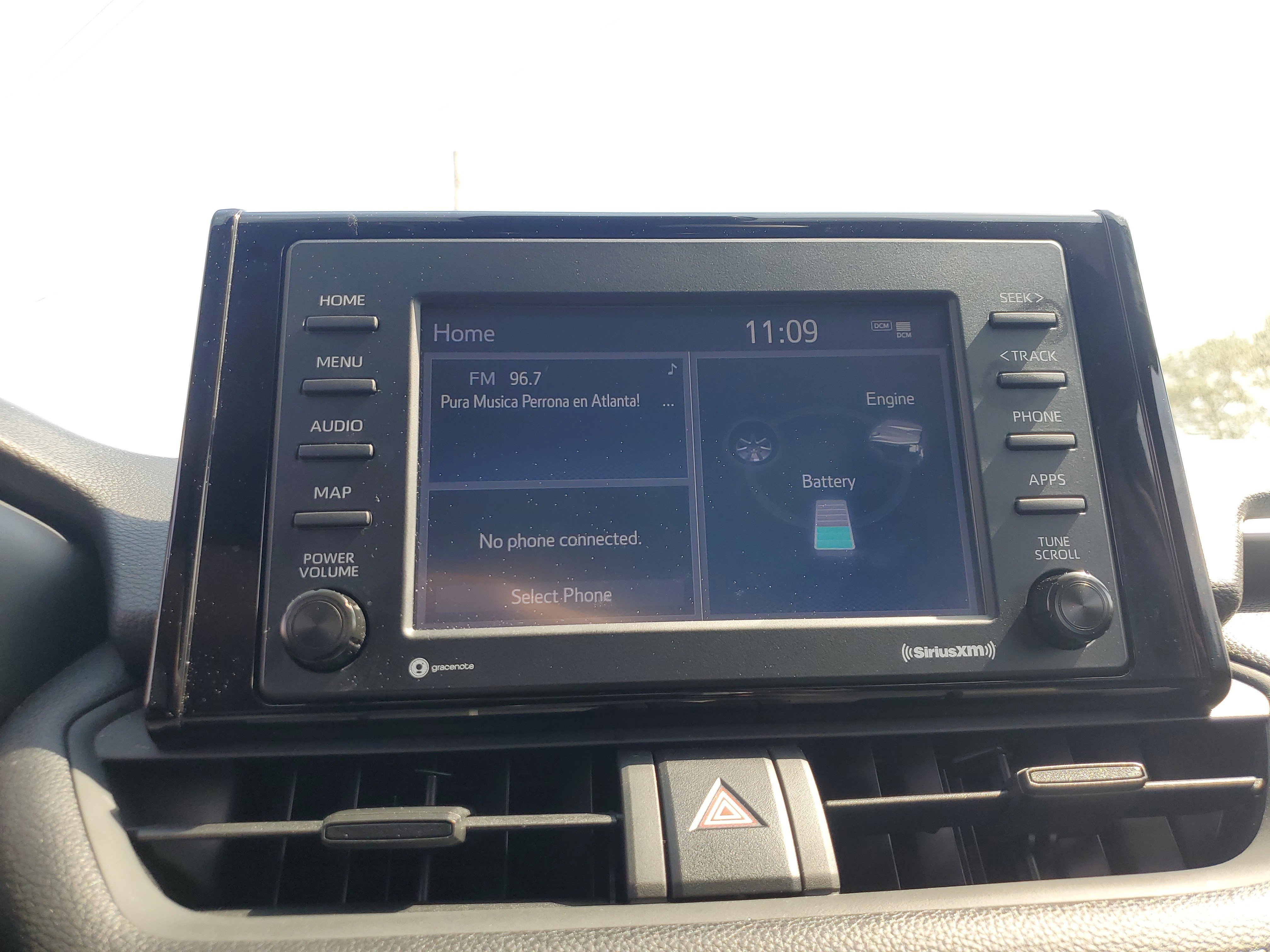 Used 2022 Toyota RAV4 LE image 19