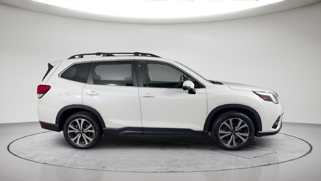 Used 2022 Subaru Forester Limited w/ Popular Package #2 AWD/4WD image 6