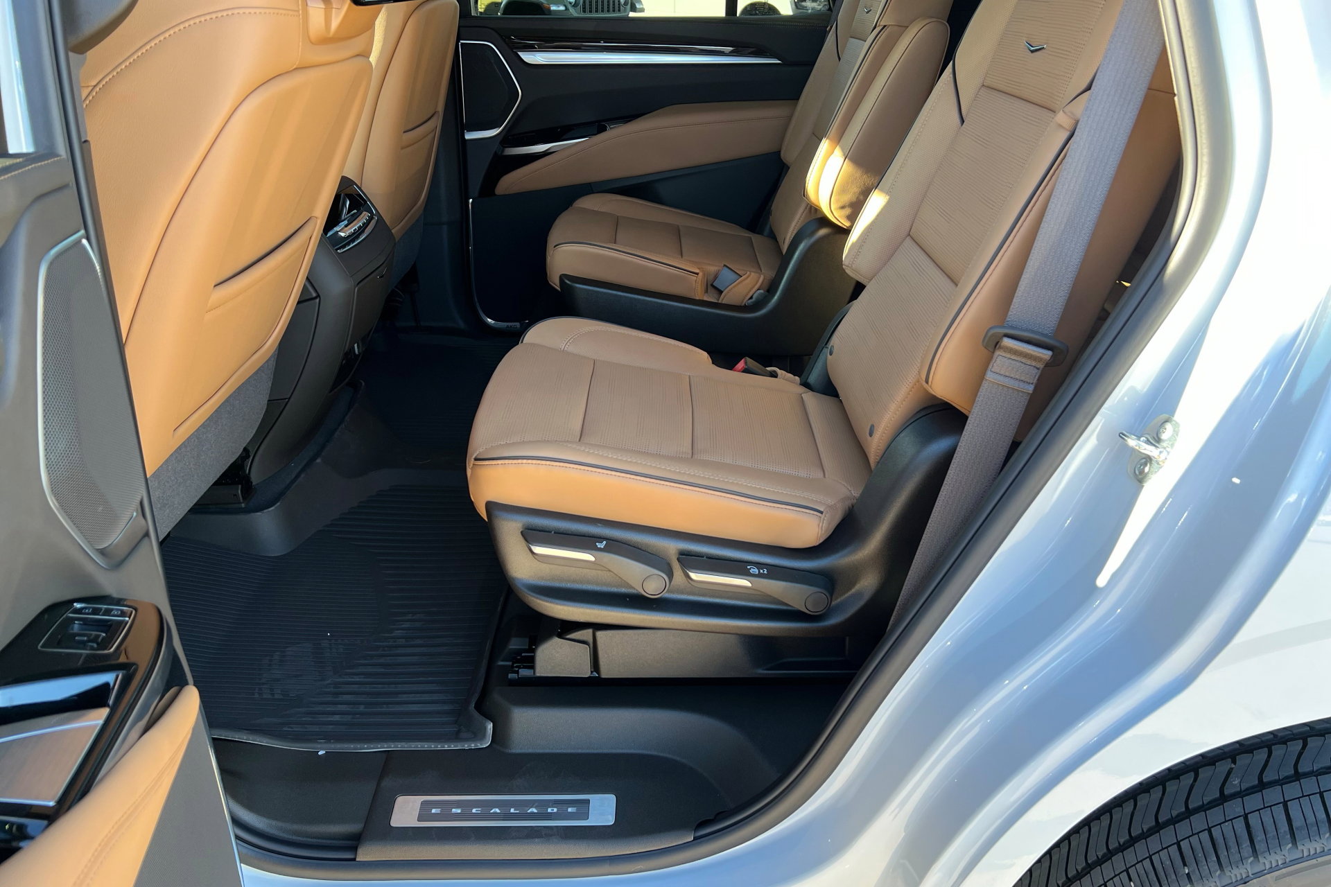 New 2026 Cadillac Escalade Luxury w/ Touring Package image 22