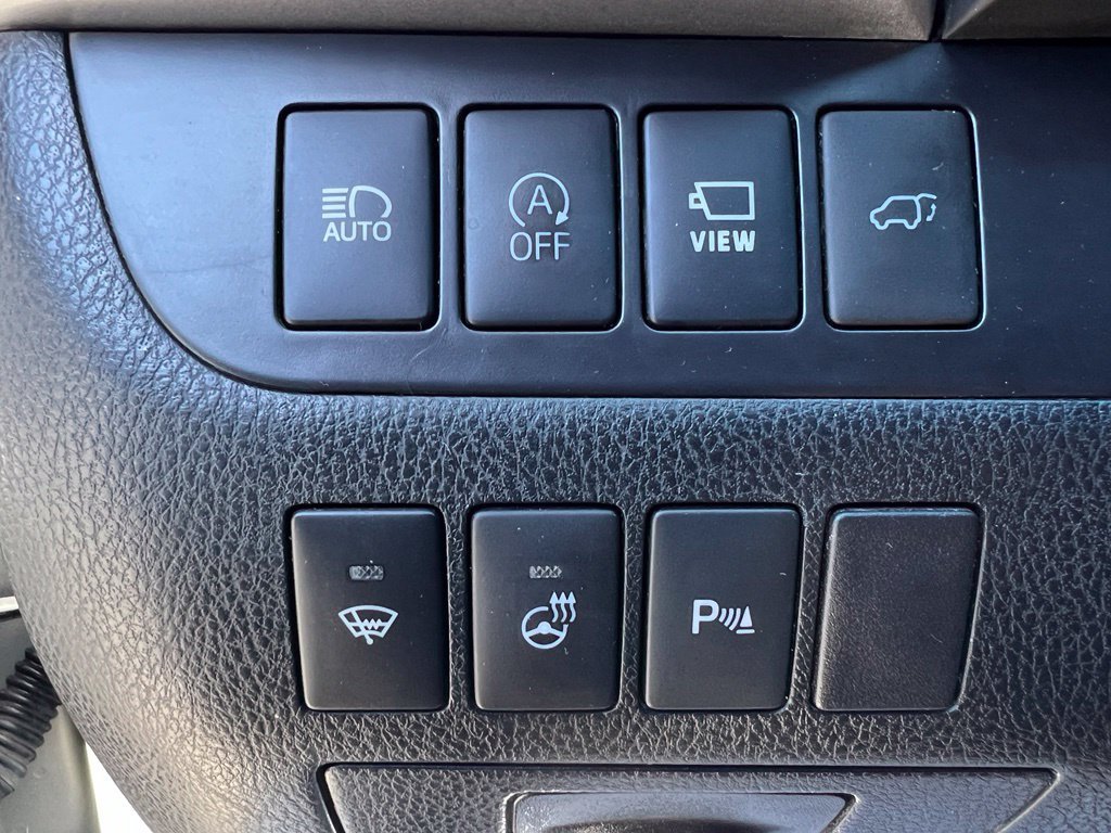 Certified 2018 Toyota Highlander Limited Platinum AWD/4WD image 41