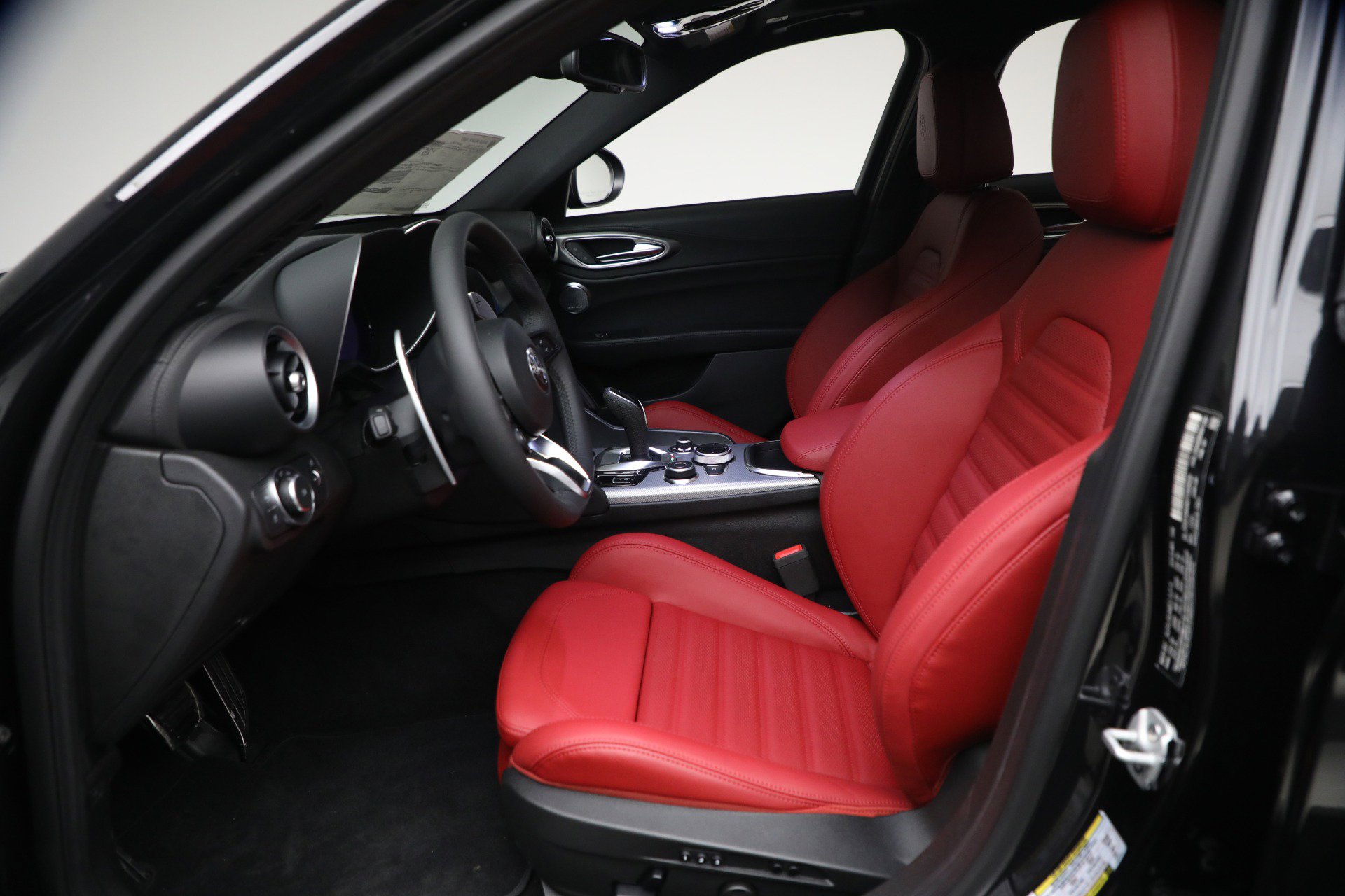 New 2026 Alfa Romeo Giulia AWD image 13