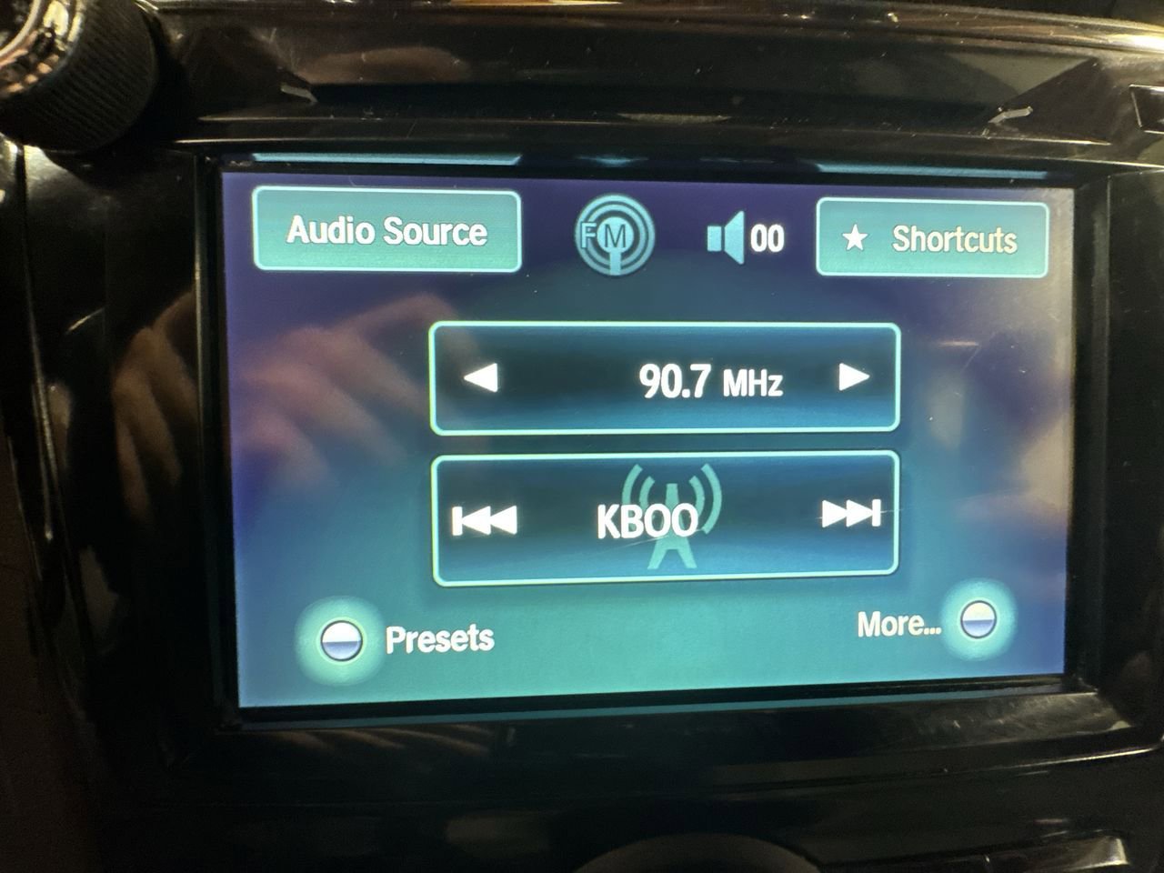 Used 2015 Honda Odyssey EX-L image 23