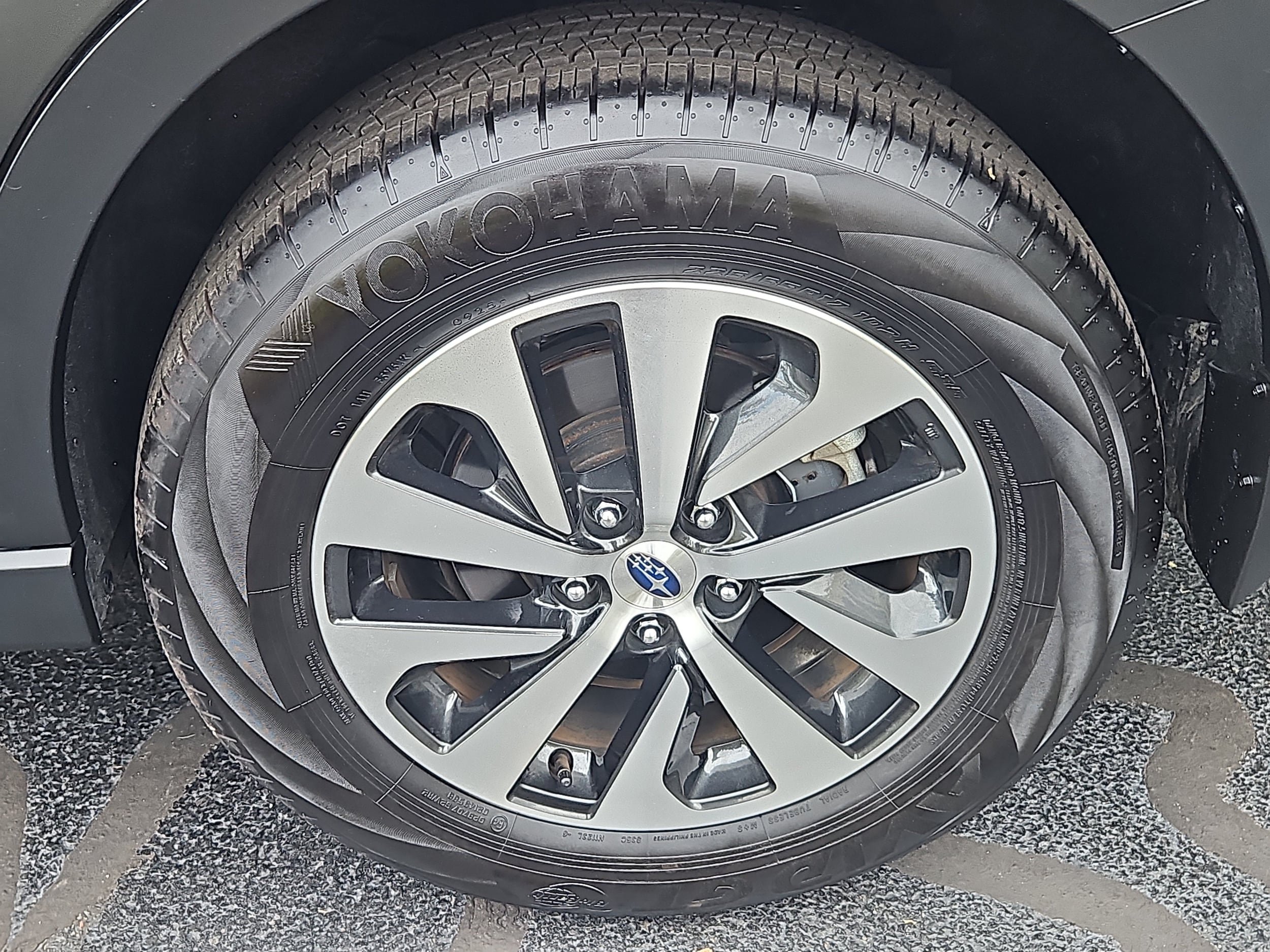 Certified 2025 Subaru Outback Premium AWD/4WD image 26