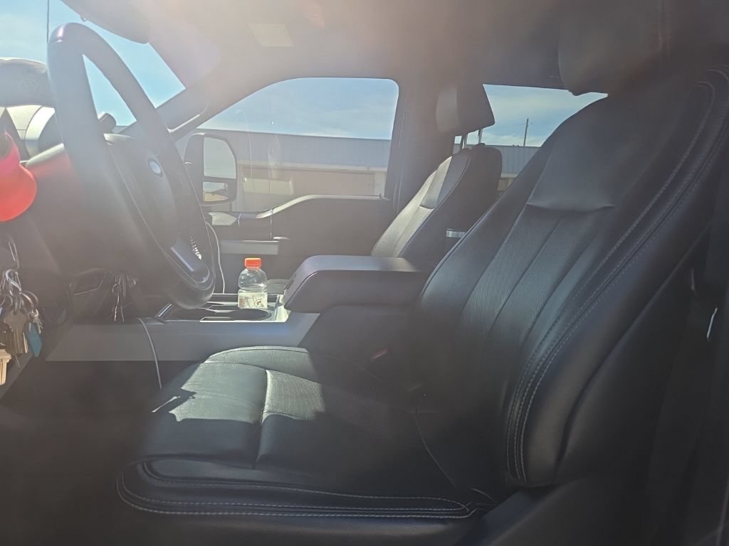 Used 2022 Ford F250 Lariat w/ Black Appearance Package AWD/4WD image 19