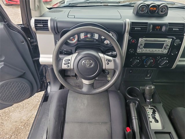 Used 2014 Toyota FJ Cruiser 4WD image 12