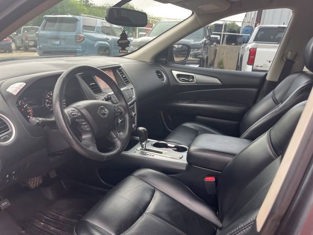Used 2019 Nissan Pathfinder SL FWD image 8
