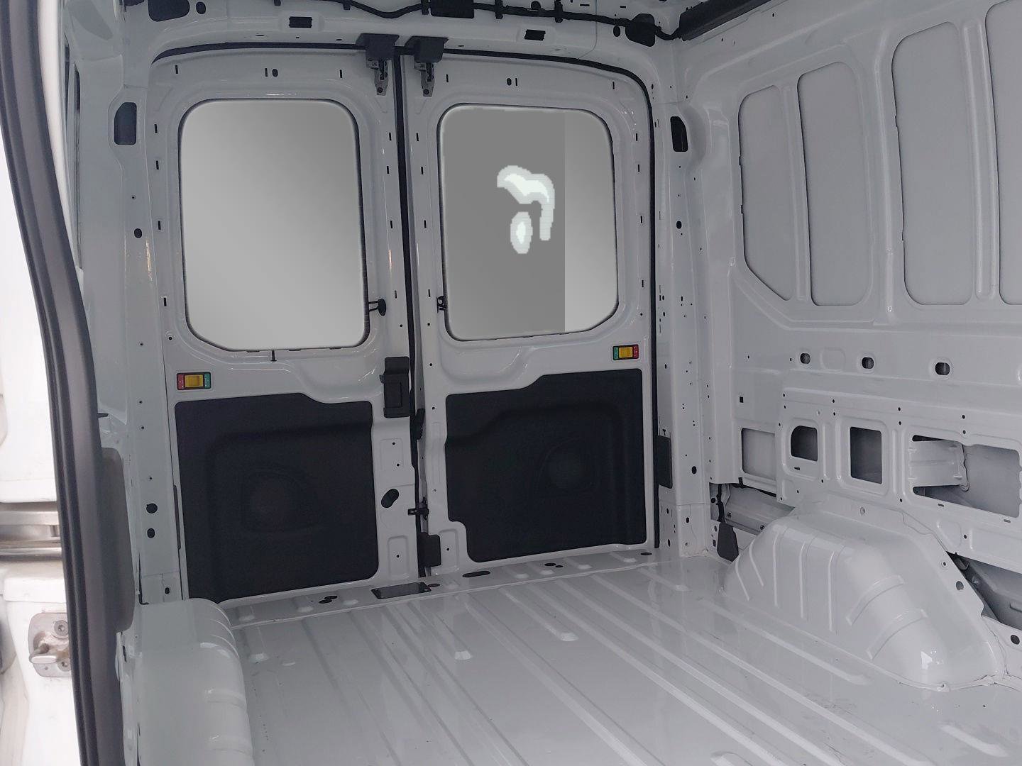 New 2023 Ford E-Transit Medium Roof image 16