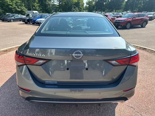 Used 2025 Nissan Sentra S image 4