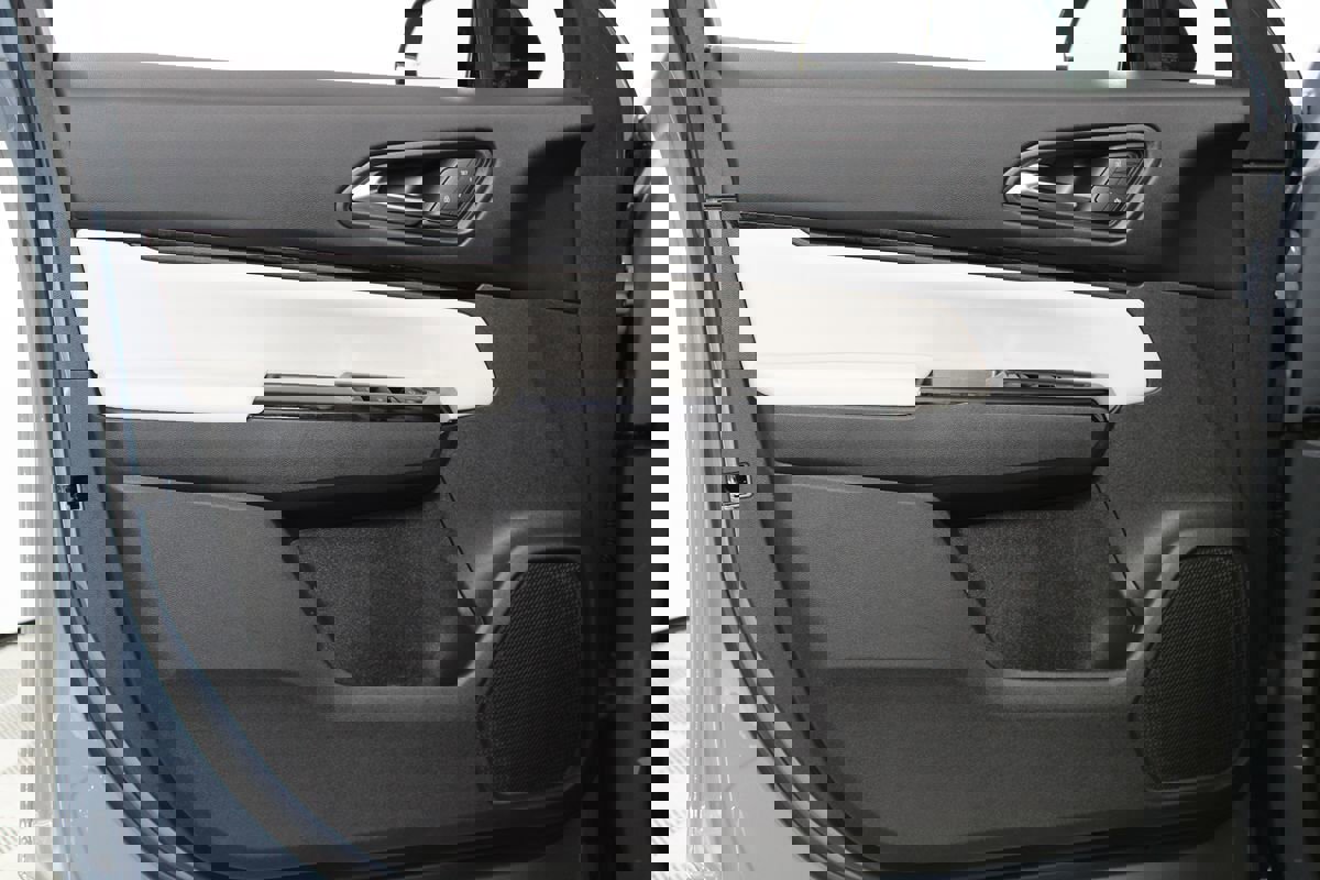 Used 2025 Honda Prologue Touring image 7