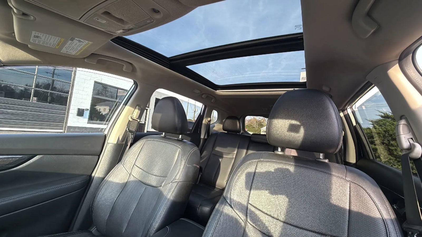 Used 2017 Nissan Rogue SL w/ SL Premium Package image 69