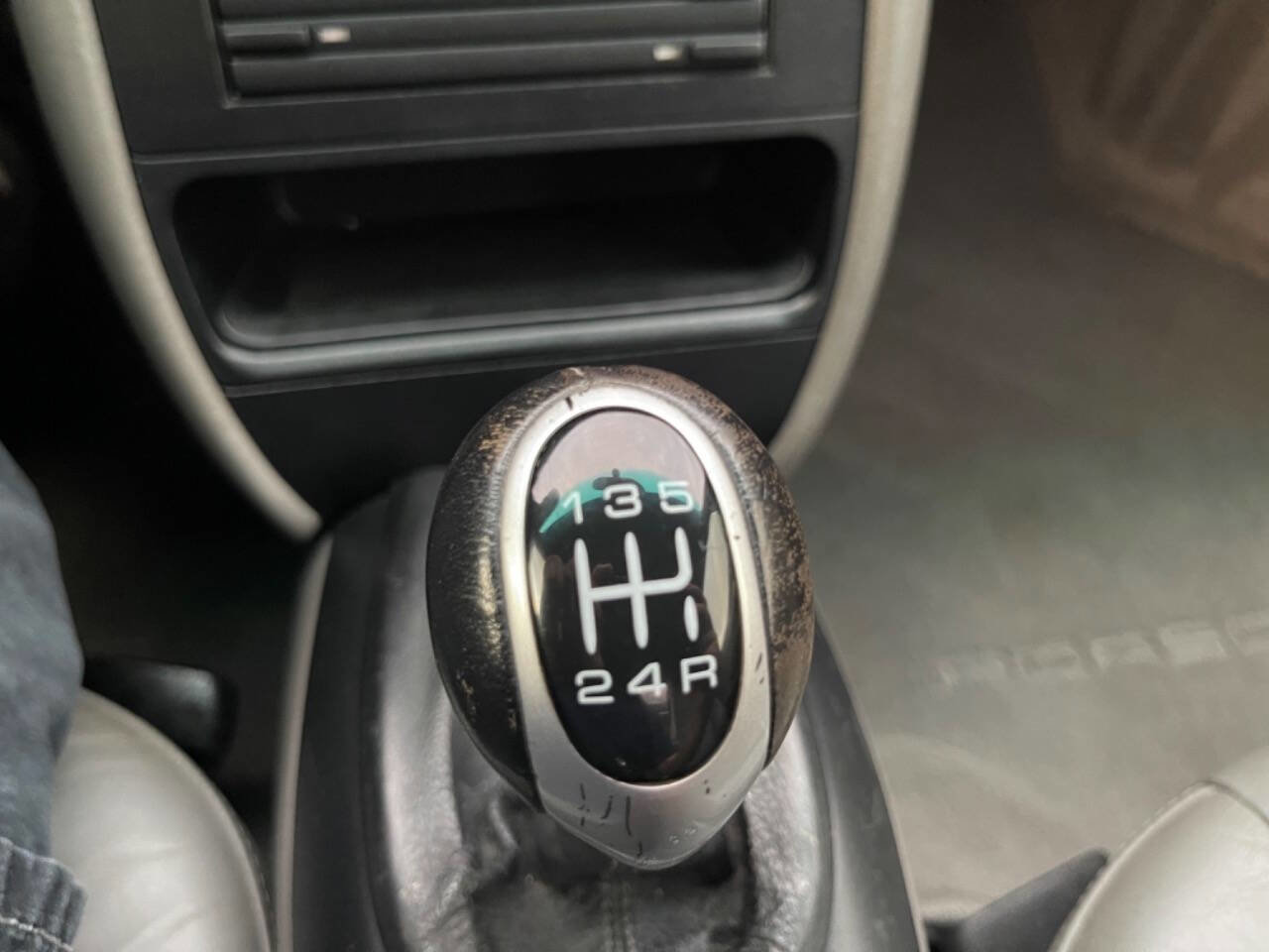 Used 2000 Porsche Boxster image 17