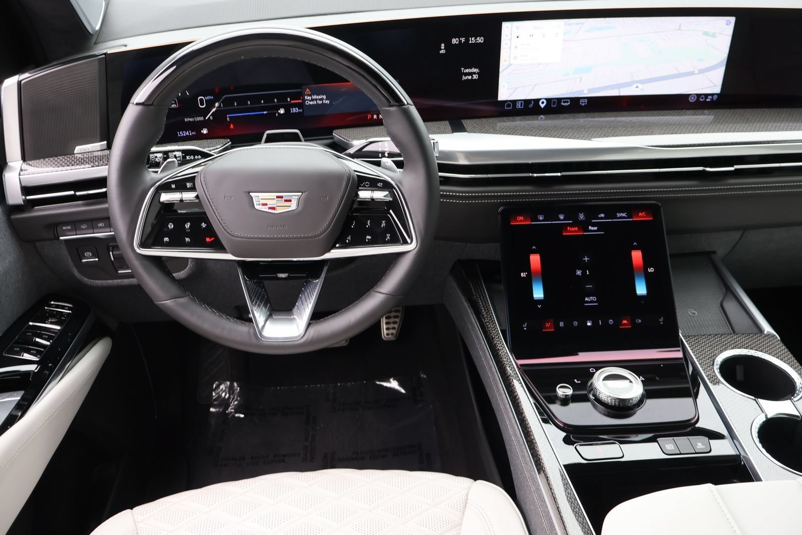 Certified 2025 Cadillac Escalade ESV V AWD/4WD image 17