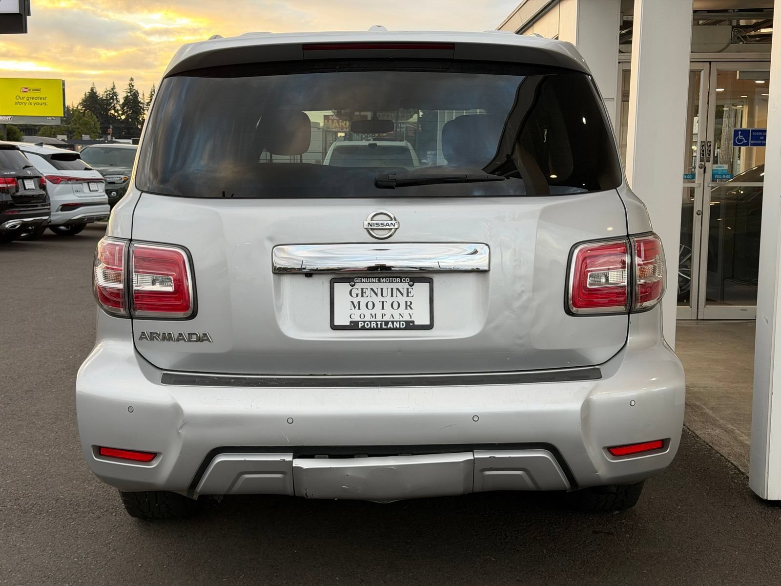 Used 2018 Nissan Armada SV w/ Driver Package RWD image 4
