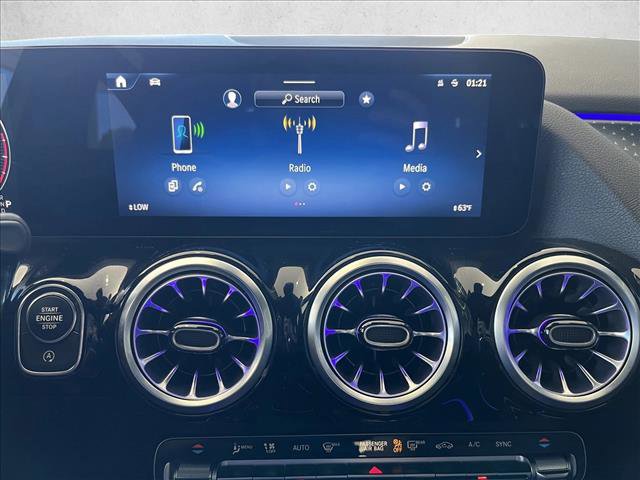 Used 2025 Mercedes-Benz GLA 250 image 13