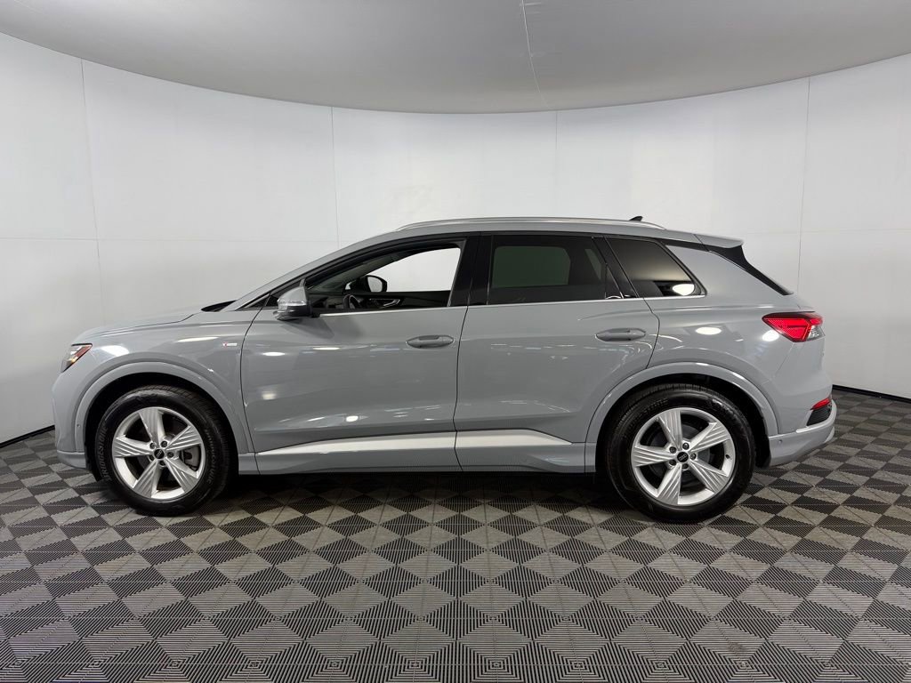 Used 2024 Audi Q4 e-tron Prestige AWD/4WD image 11