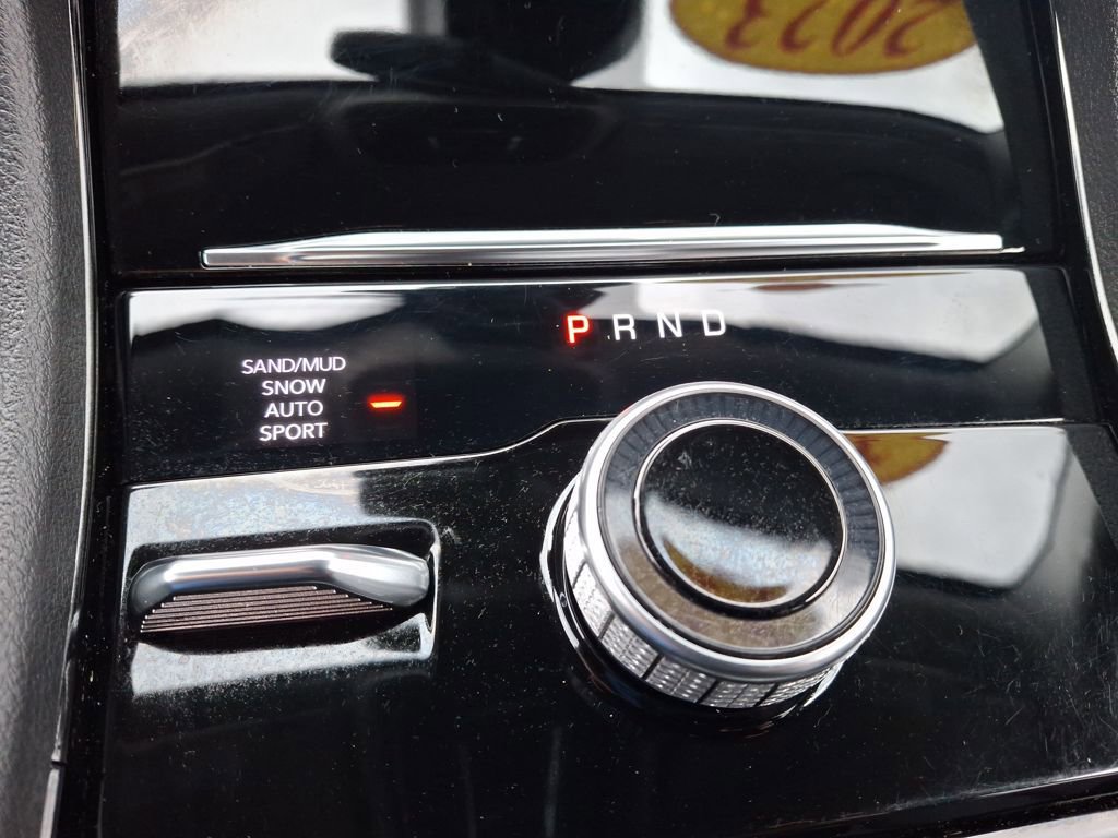 Used 2023 Jeep Grand Cherokee Limited image 22