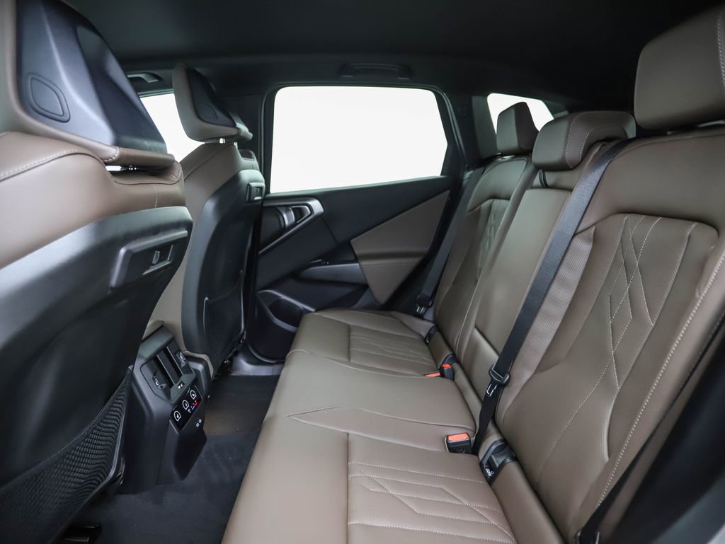 Used 2026 BMW X3 xDrive30 w/ Convenience Package image 21