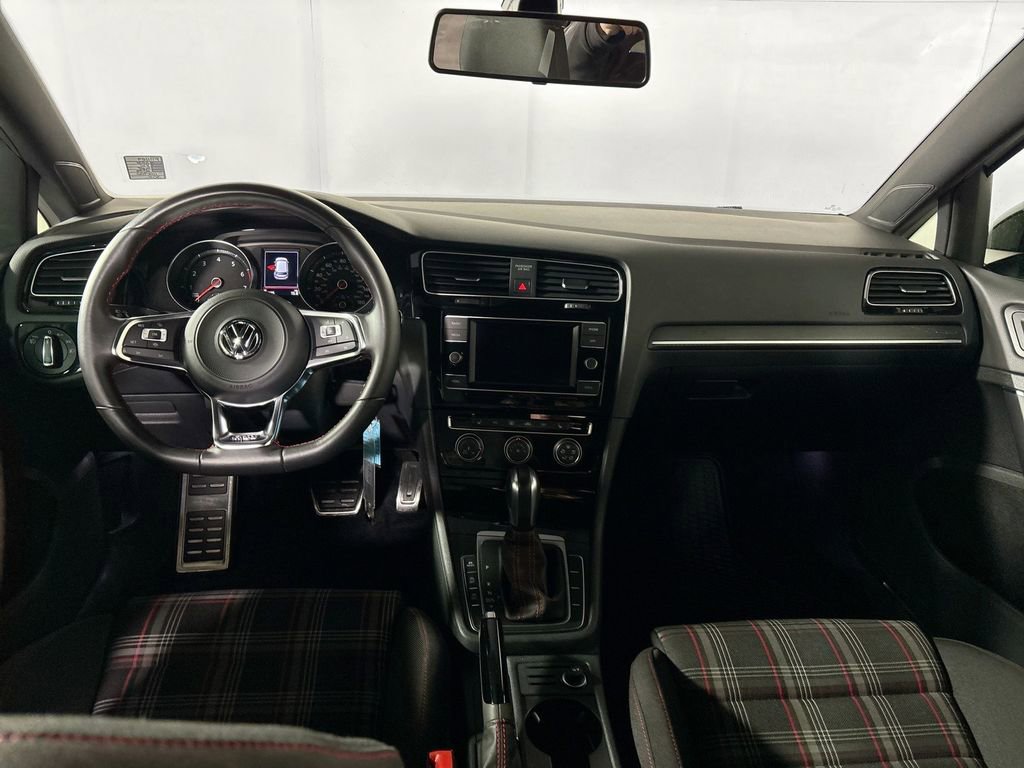 Used 2021 Volkswagen GTI S image 12