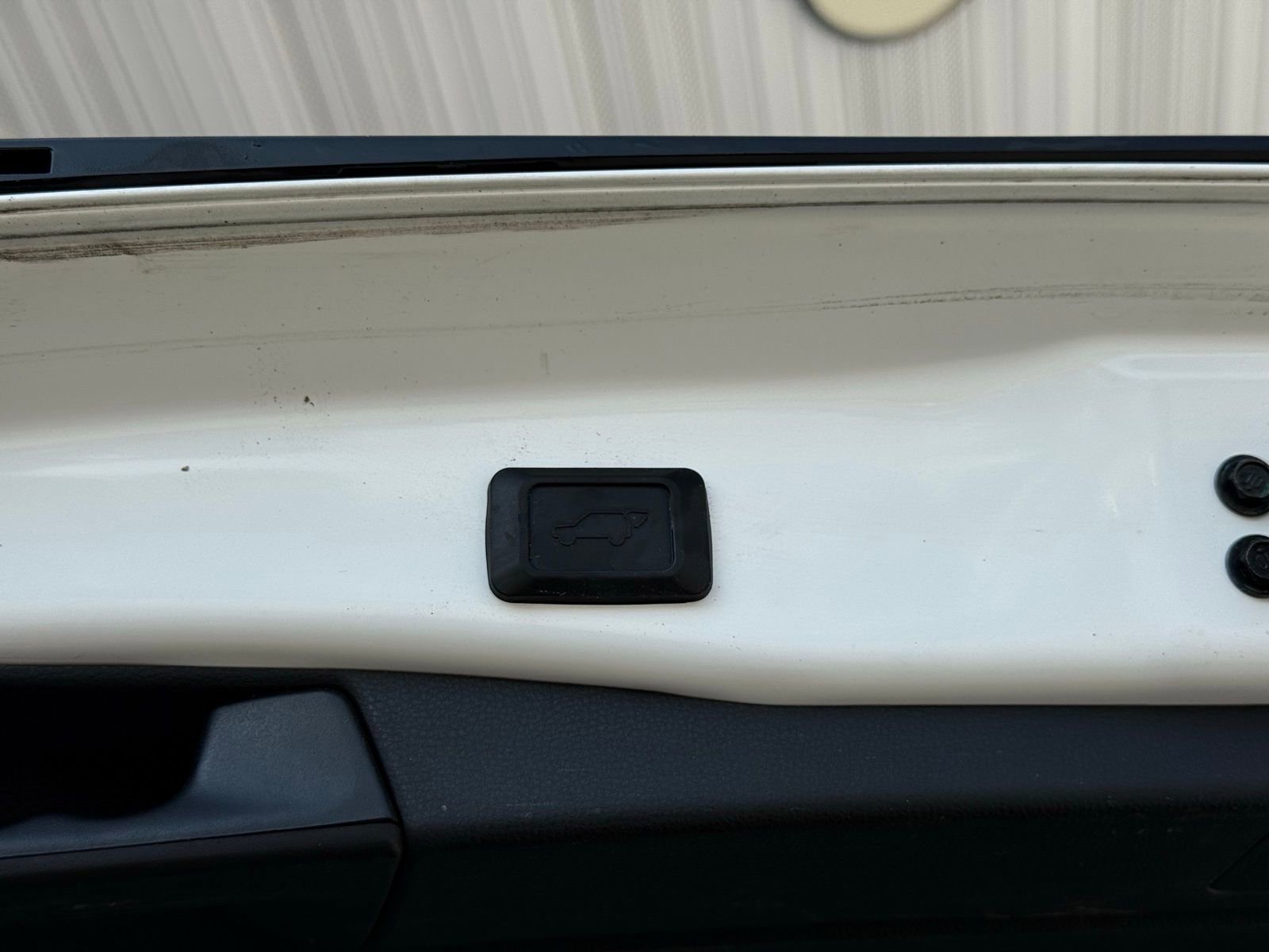 Used 2022 Toyota RAV4 XLE Premium image 46