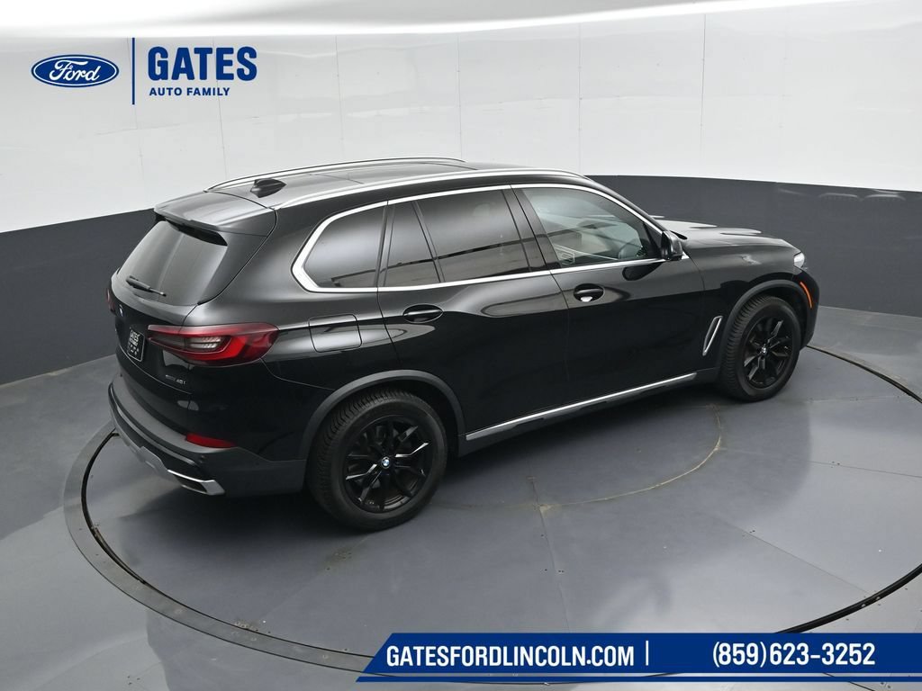 Used 2022 BMW X5 xDrive40i w/ Premium Package AWD/4WD image 50