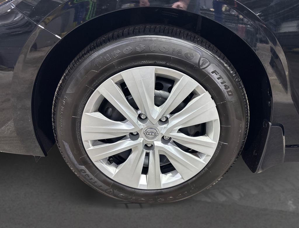 Used 2025 Nissan Sentra S image 12