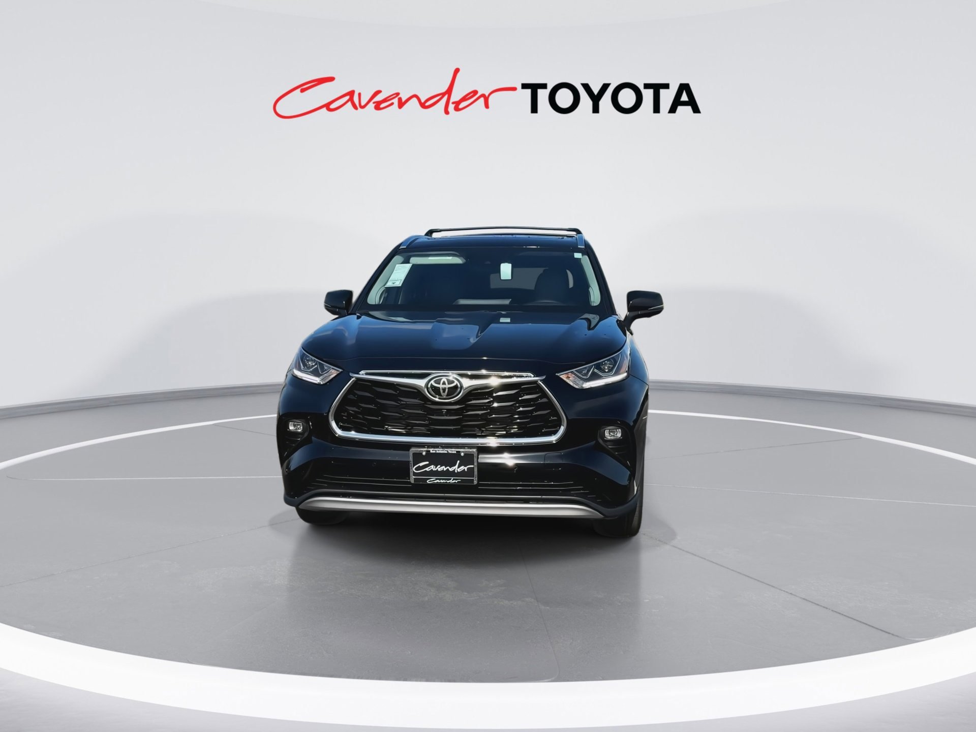 Used 2026 Toyota Highlander Platinum AWD/4WD image 3
