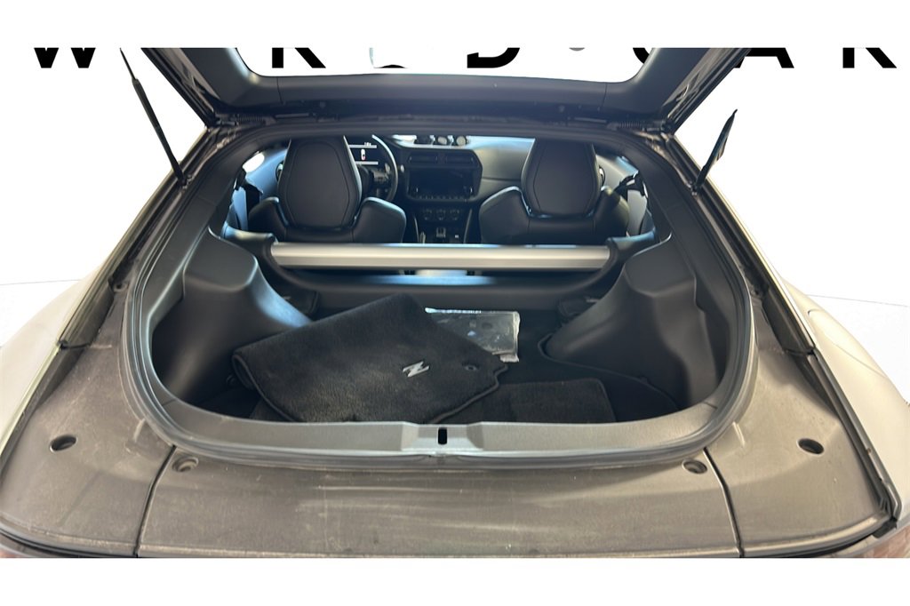 Used 2025 Nissan Z Performance w/ Floor Mat Package image 8