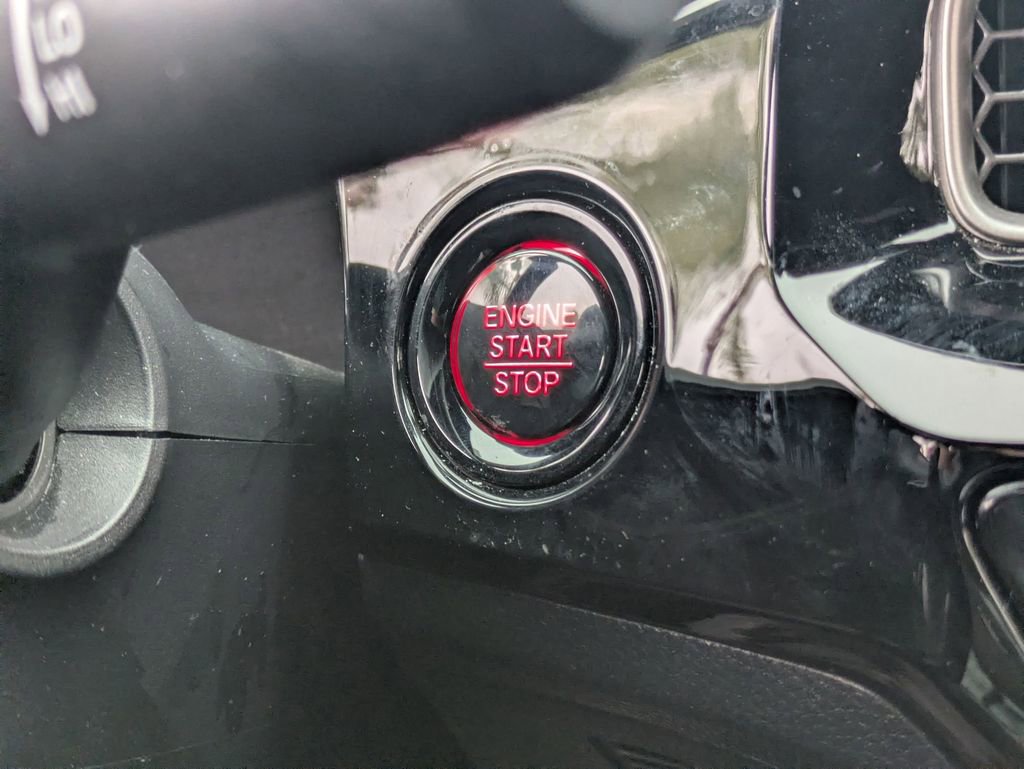 Used 2025 Honda Civic Sport image 24