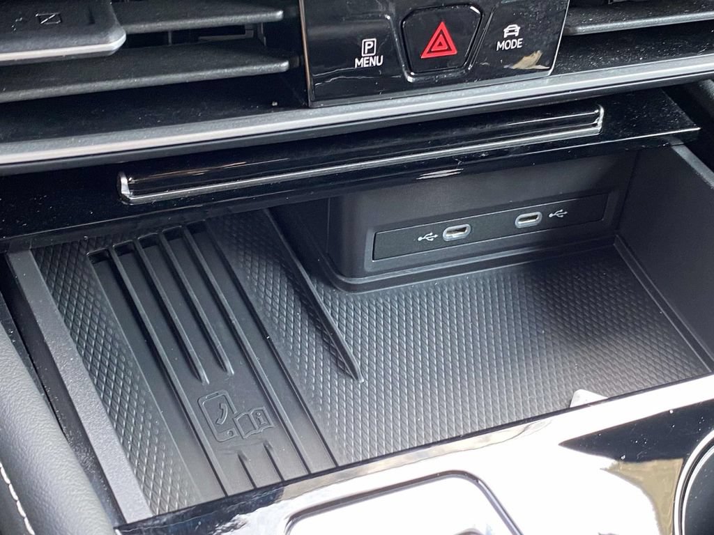 Used 2026 Volkswagen Atlas Cross Sport SE FWD image 23