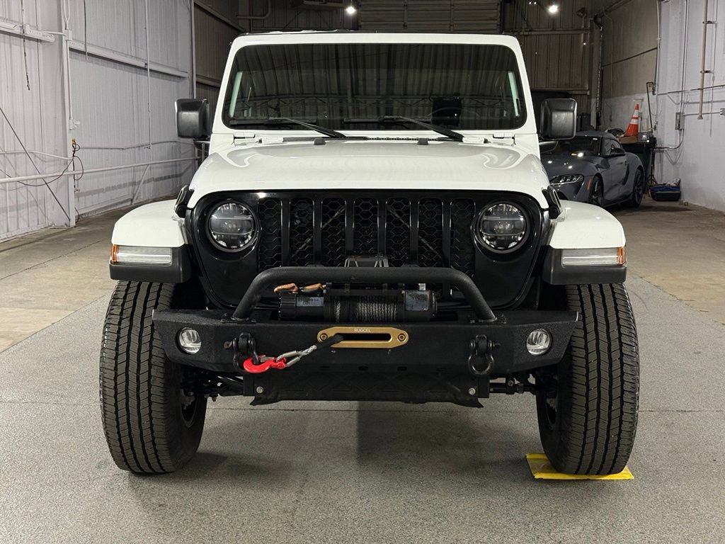 Used 2022 Jeep Gladiator Sport AWD/4WD image 2