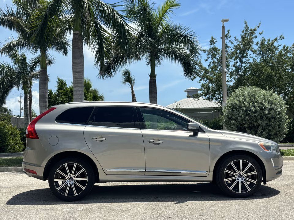 Used 2015 Volvo XC60 T5 Platinum FWD image 5