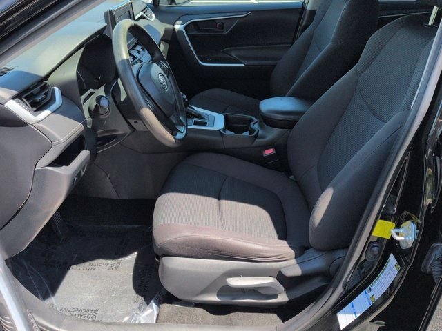 Certified 2020 Toyota RAV4 LE w/ All Weather Liner Package AWD/4WD image 8