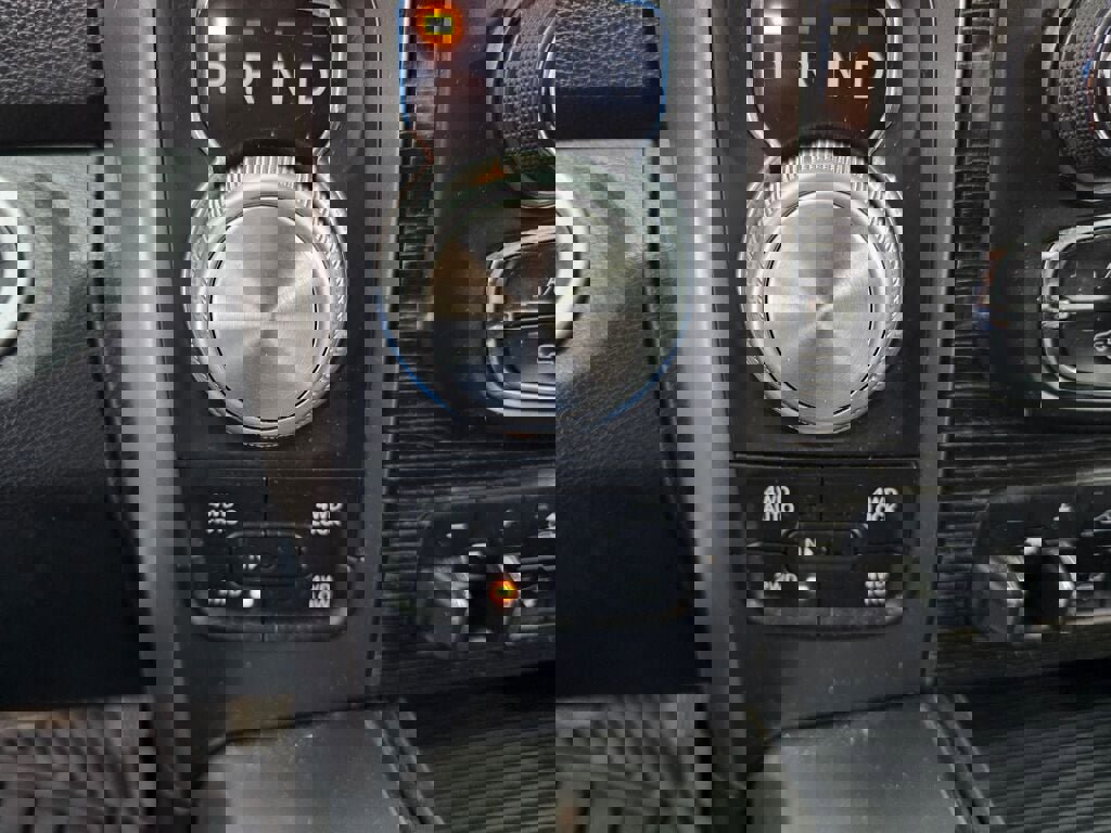 Used 2015 RAM 1500 Limited image 23