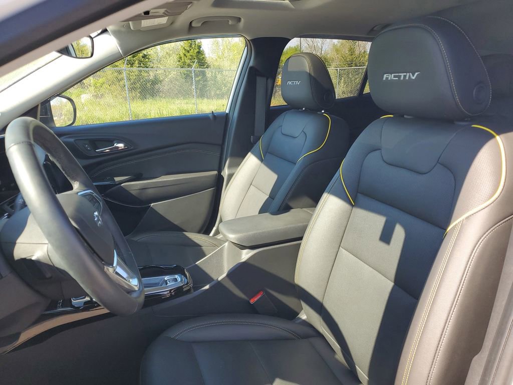 Certified 2024 Chevrolet Trax ACTIV w/ Sunroof Package FWD image 5