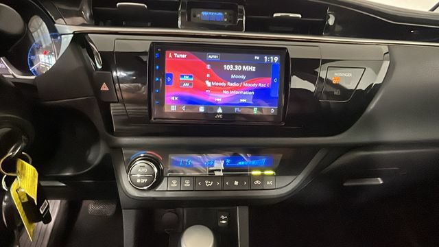 Used 2015 Toyota Corolla S FWD image 22