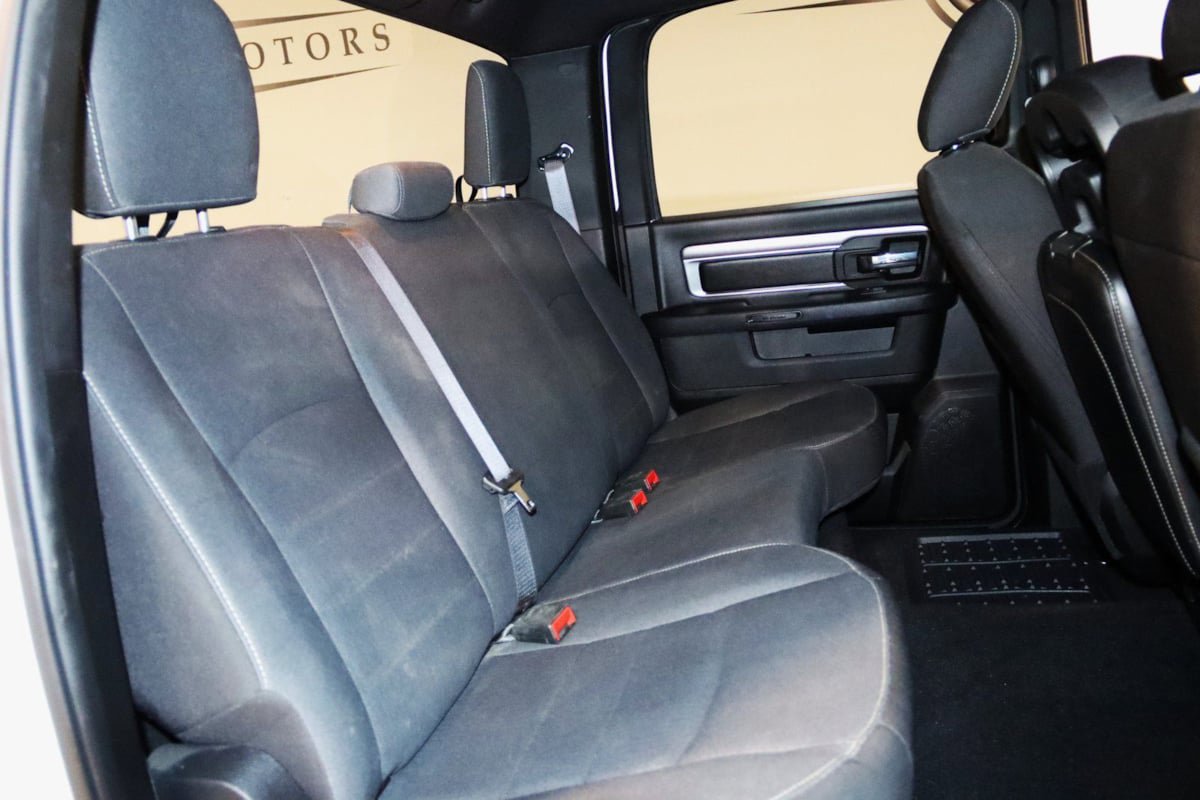 Used 2024 RAM 1500 Classic Warlock image 61