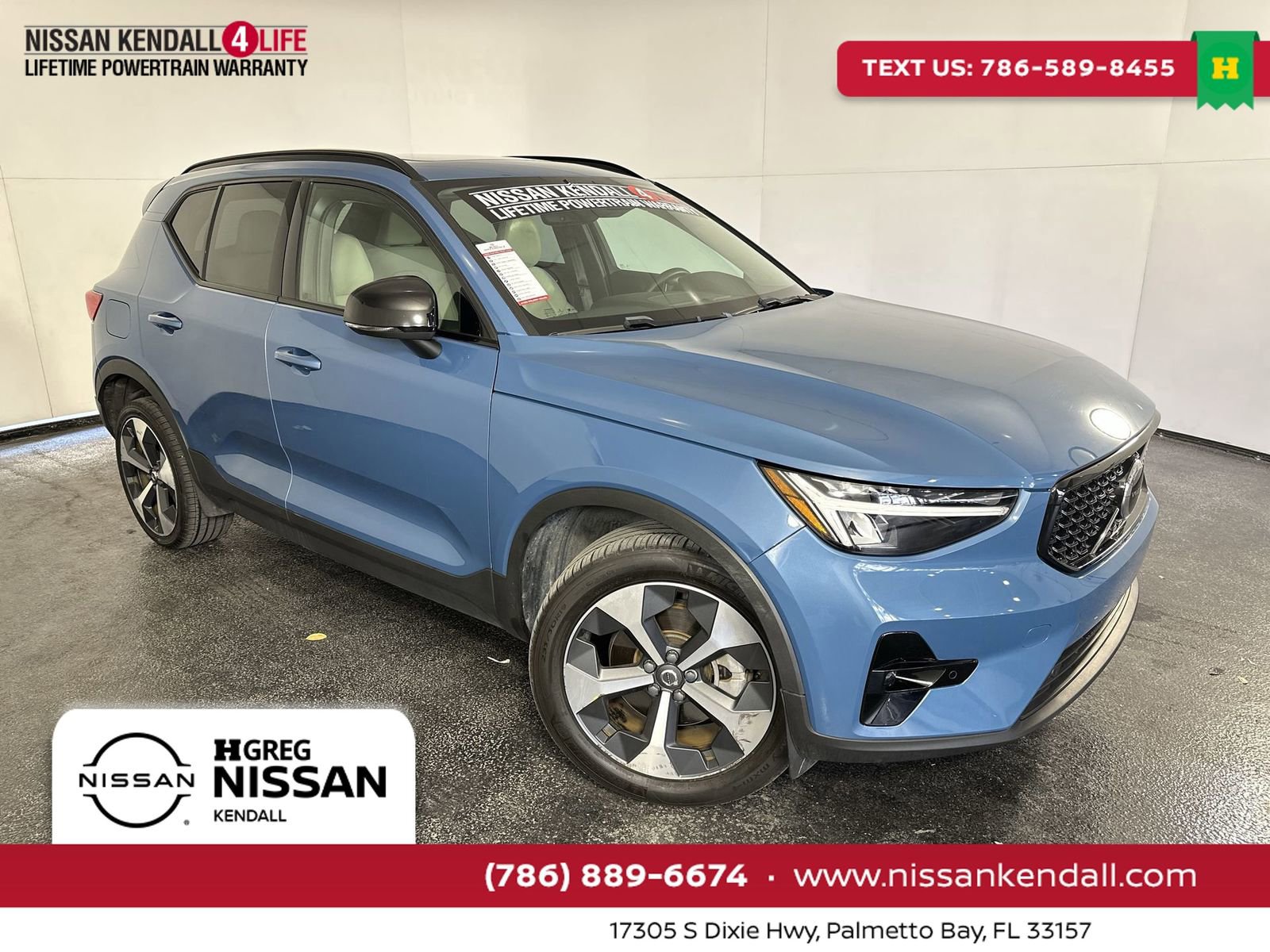 Used 2023 Volvo XC40 B5 Plus w/ Protection Package Premier video 1
