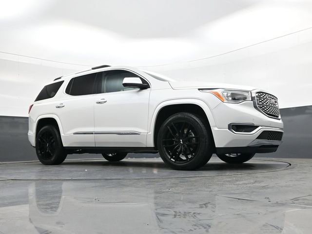Used 2017 GMC Acadia Denali w/ Technology Package image 27