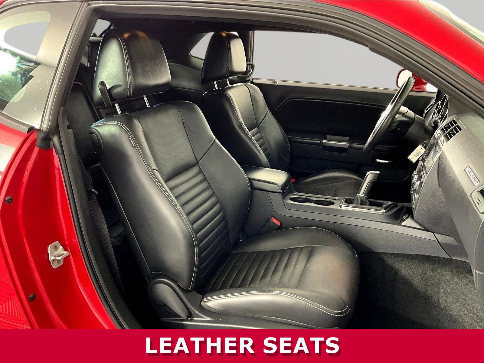 Used 2013 Dodge Challenger R/T RWD image 25