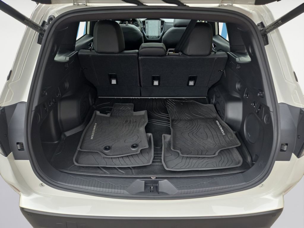 Certified 2025 Subaru Forester Limited image 16