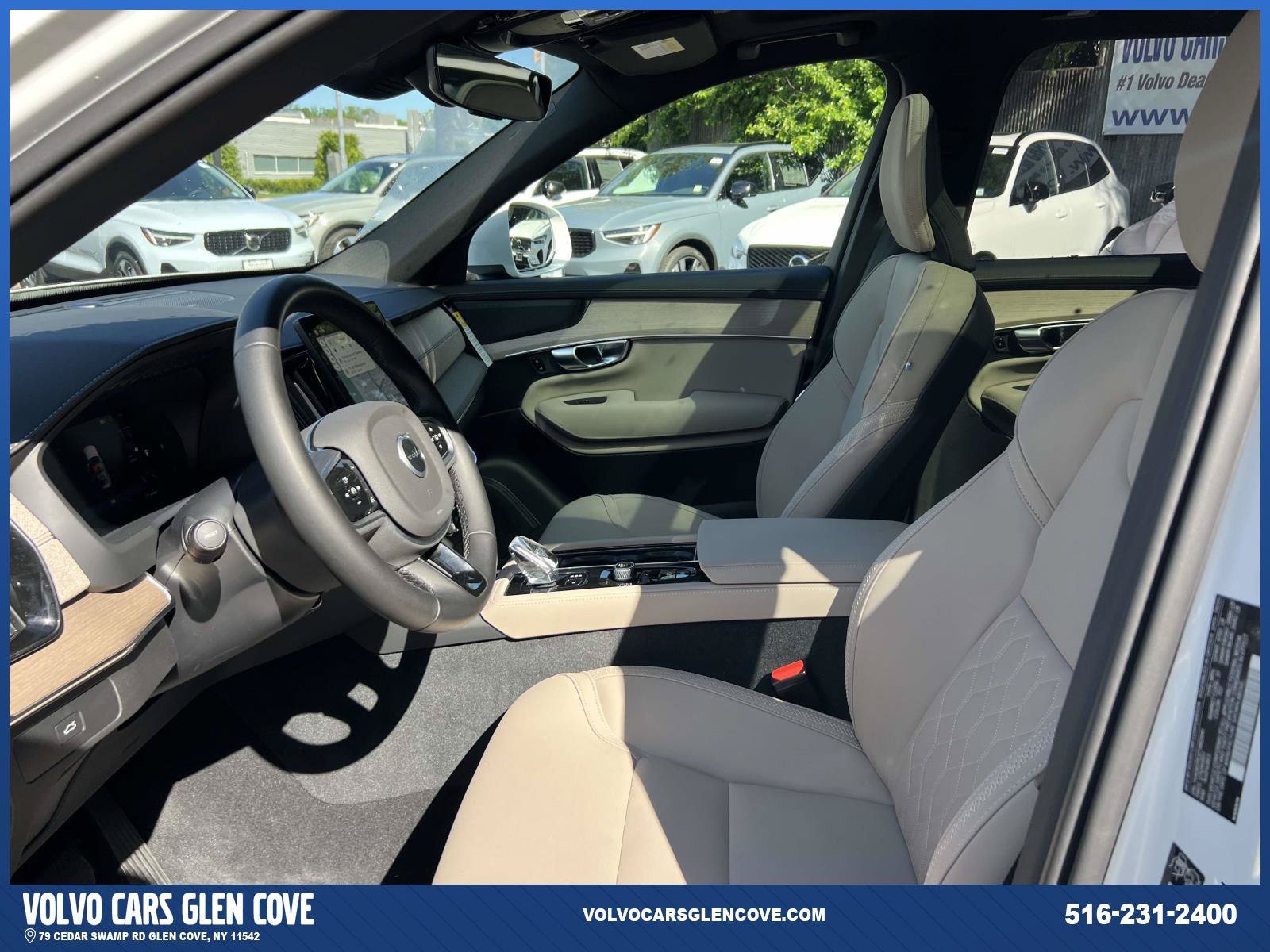 Used 2026 Volvo XC90 B6 Plus w/ Protection Package Premier AWD/4WD image 16