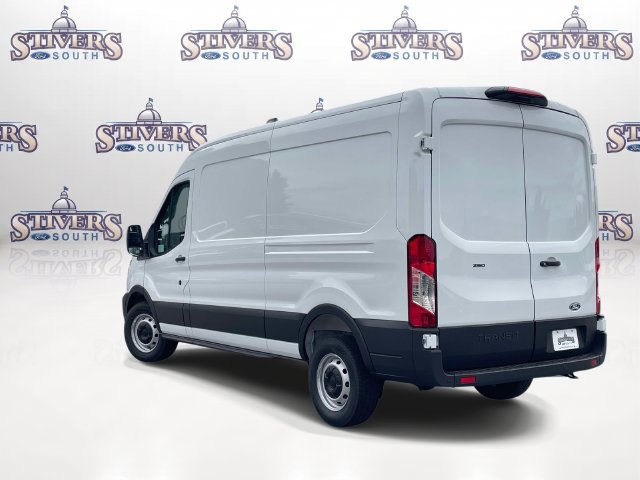 New 2027 Ford Transit 250 148 Medium Roof w/ Load Area Protection Package RWD image 4